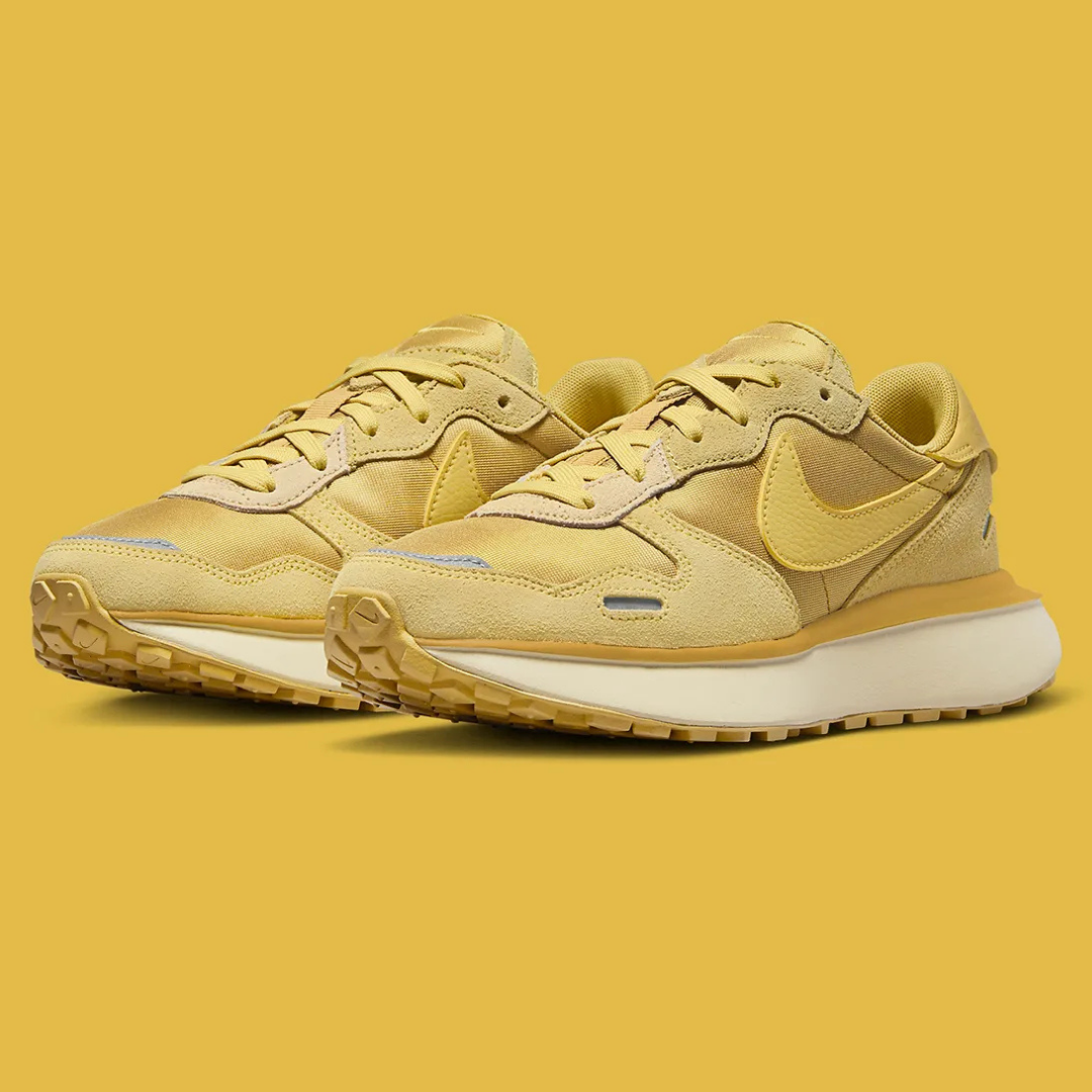 Nike Phoenix Waffle