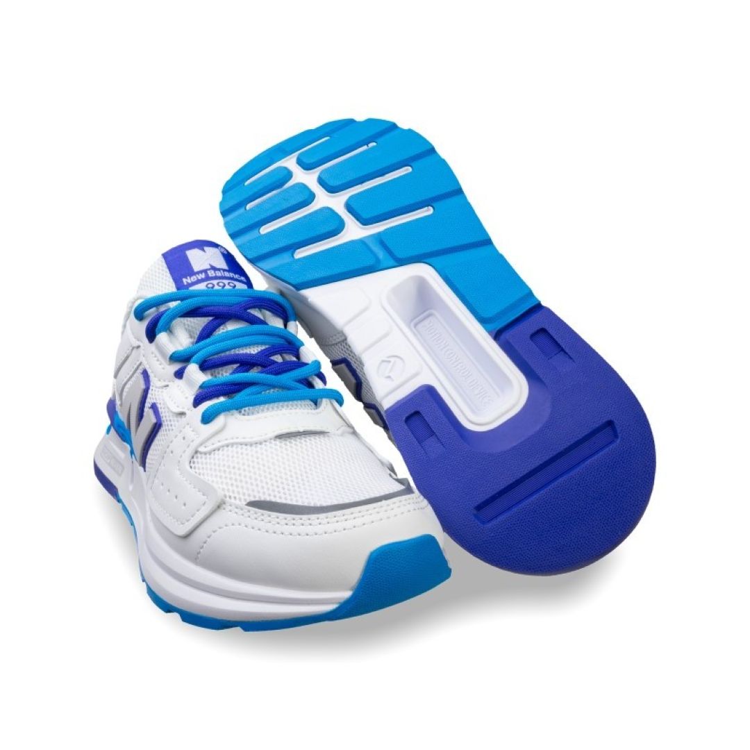 New Balance 999