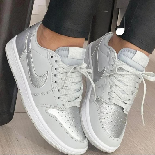 Nike Air Jordan Low