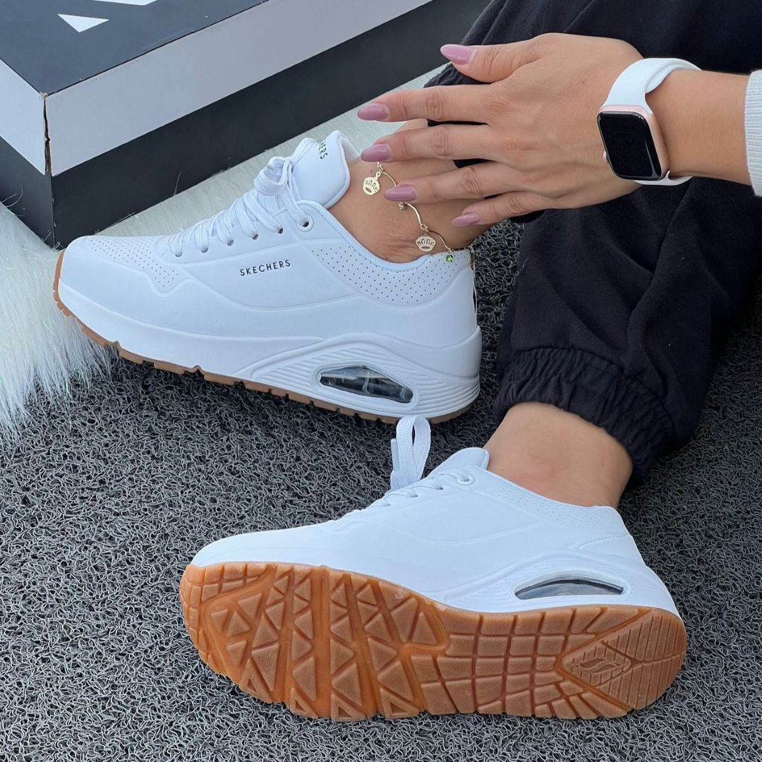 Skechers Uno Stand on Air
