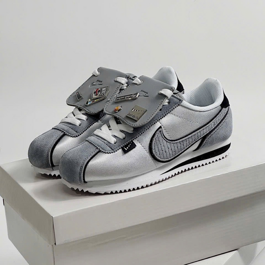 Nike Cortez En Cuero Plateado